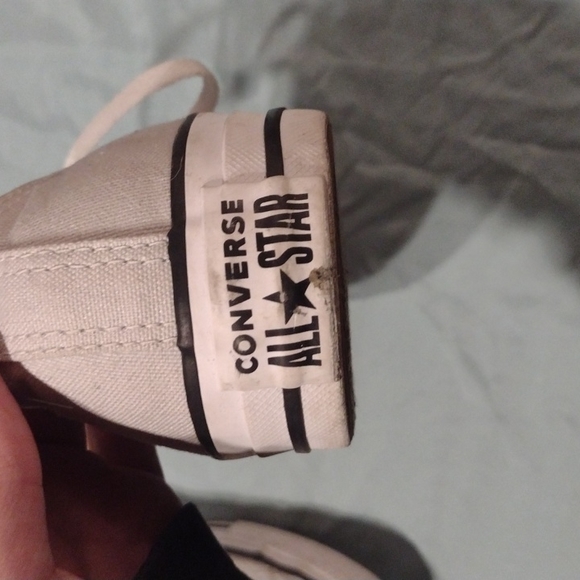 Converse - Picture 8 of 12